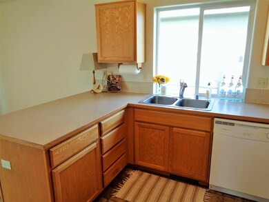 1017 N Wilcox St, Medical Lake, WA 99022 - photo 6