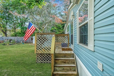 3 Betsy Ross Dr, Bohemia, NY 11716 - photo 4