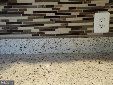 332 Carmody Hills Dr, Capitol Heights, MD 20743 - photo 5