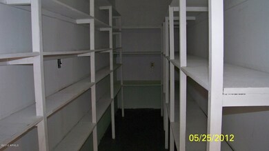 Walk in Pantry