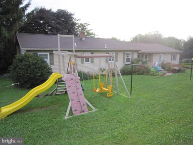 1259 Katterman Rd, Womelsdorf, PA 19567 - photo 7