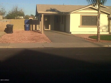 Phoenix-20130310-00039