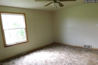 215 Daniels Ave, Conneaut, OH 44030 - photo 7
