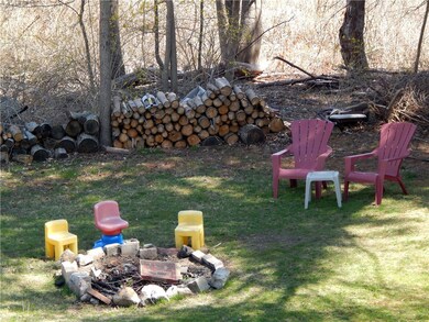 85 Grove St unit C, Pascoag, RI 02859 - photo 4