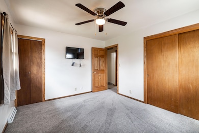 Primary Bedroom (SW)