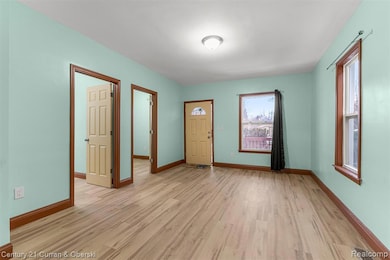 4621 Junction St, Detroit, MI 48210 - photo 3