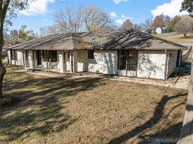 9426 N 153rd East Ave, Owasso, OK 74055 - photo 5