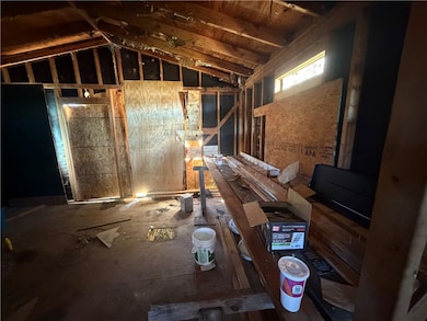 2821 Nogales St, Corpus Christi, TX 78405 - photo 5