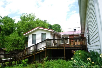 407 S 10th St, Henryetta, OK 74437 - photo 4