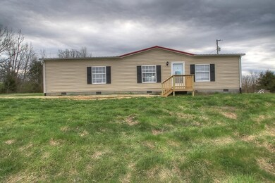 1392 Baxter Ridge Rd, Lawrenceburg, KY 40342 - photo 2