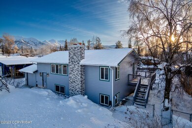8136 E 4th-003