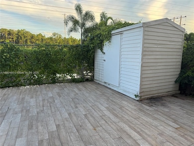 15421 SW 133rd Place unit 911, Miami, FL 33177 - photo 4