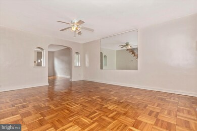 6856 Radbourne Rd, Upper Darby, PA 19082 - photo 5