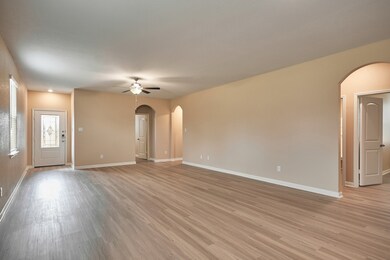 22147 Lost Lantern Dr, Hockley, TX 77447 - photo 2