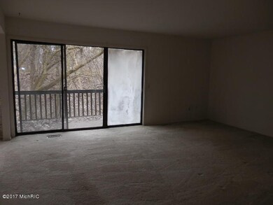 232 Falkirk Ct unit C, Kalamazoo, MI 49006 - photo 3
