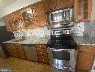 900 Cedar Crest Ct unit H, Edgewood, MD 21040 - photo 4