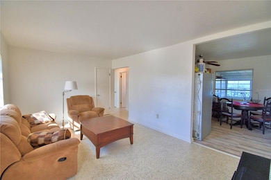 105 Maxcy Ln, Frostproof, FL 33843 - photo 4