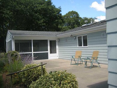 33 Meadowbrook Dr, Barrington, RI 02806 - photo 4