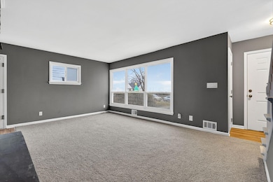 4232 Mayflower Blvd, Columbus, OH 43213 - photo 5