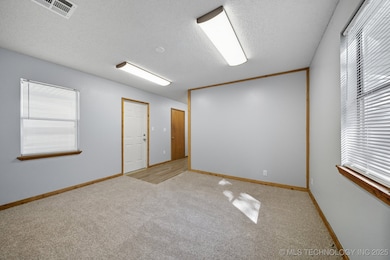 509 S Park St, Sapulpa, OK 74066 - photo 4