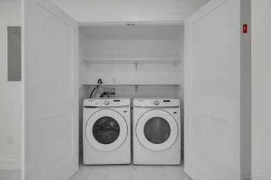 ONE Manhasset Ave unit B, Port Washington, NY 11050 - photo 4