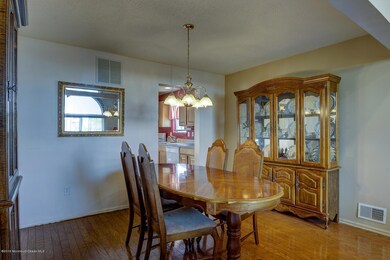 30 East Shenendoah Road Howell-large-009