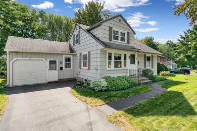 4-web-or-mls-42Sumac-2