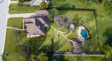 105 Running Creek Ct, Weatherford, TX 76087 - photo 2