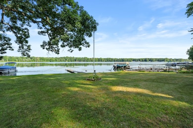 10494 Tomkinson Dr, Scotts, MI 49088 - photo 2