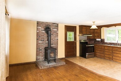 18 Gary Rd, Dunbarton, NH 03046 - photo 7