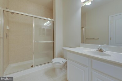 8024 Pennington Dr, Laurel, MD 20724 - photo 7