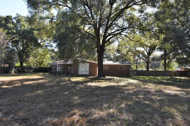 931 Edney Ave E 02