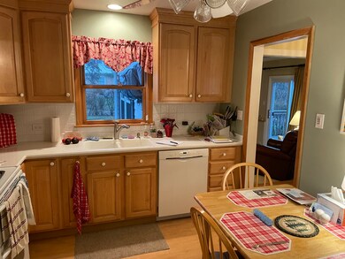 565 S Colfax Ave, Elmhurst, IL 60126 - photo 5