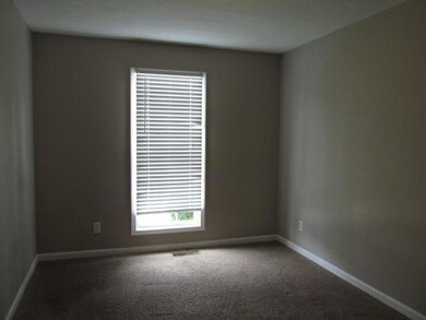 328 Pine Hill Dr, Hopkinsville, KY 42240 - photo 7