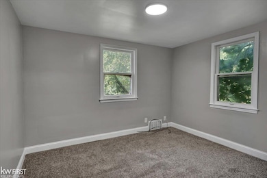 3200 N Averill Ave, Flint, MI 48506 - photo 7
