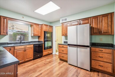 03 Edgewood Kitchen