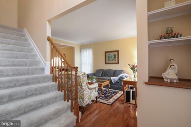 4201 Whispering Wind Ct, Bowie, MD 20715 - photo 4