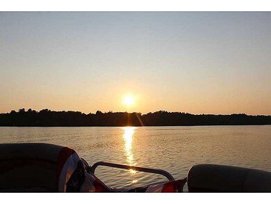 10 Lakeside Dr, Johnston, RI 02919 - photo 2