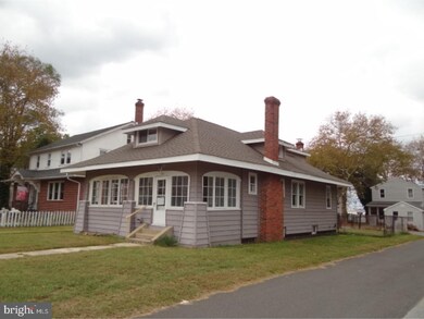 60 Delaware Ave, Penns Grove, NJ 08069 - photo 3