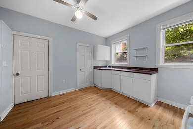 3 Wilbur Ct, Boston, MA 02128 - photo 5