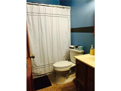 209 Orville Dr, Toledo, OH 43612 - photo 6