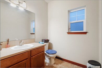 310 W Casino Rd unit 4, Everett, WA 98204 - photo 7