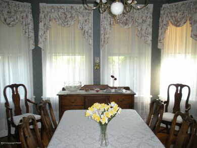 203 S 3rd St, Lehighton, PA 18235 - photo 5