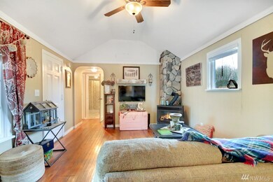 1633 Marshall Ave, Enumclaw, WA 98022 - photo 7