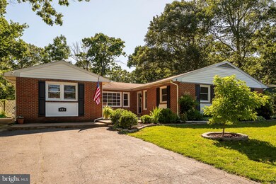 184 Falcon Dr, Pasadena, MD 21122 - photo 2