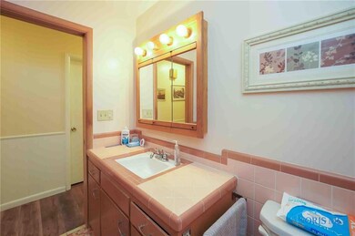 1827 Eastview Dr, Findlay, OH 45840 - photo 7