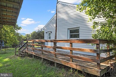 2253 Ridgeway Rd, Front Royal, VA 22630 - photo 5