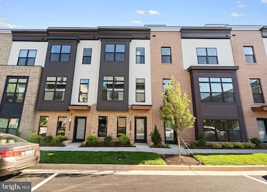 2113 Tysons Ridgeline Rd, Pimmit Hills, VA 22043 - photo 3