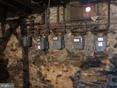 728 N 11th St, Reading, PA 19604 - photo 5