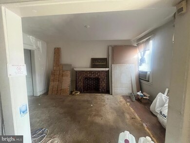 4904 Queensberry Ave, Baltimore, MD 21215 - photo 6